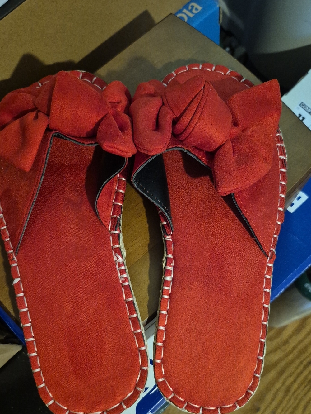 Red Bow Slide Sandals - Women's Casual Slip-Ons